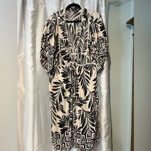 Wrap. Kimono/Midi style. Front tie.